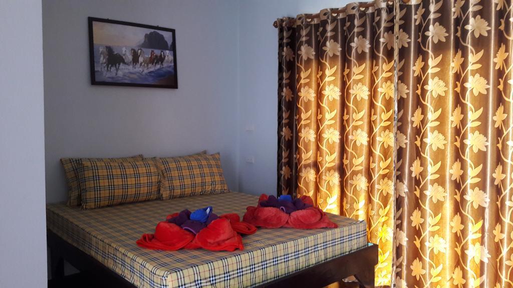 Ban Klong Srabua Hotel Ayutthaya Bagian luar foto