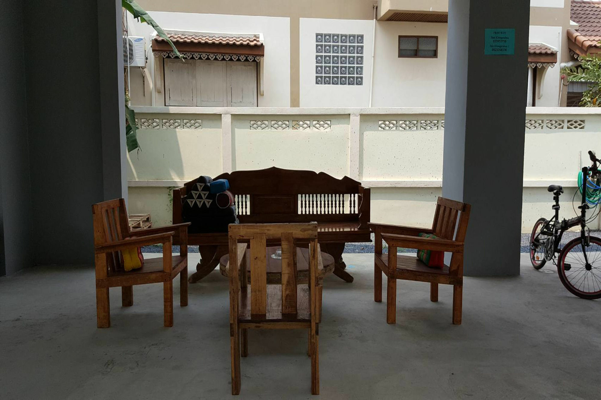 Ban Klong Srabua Hotel Ayutthaya Bagian luar foto